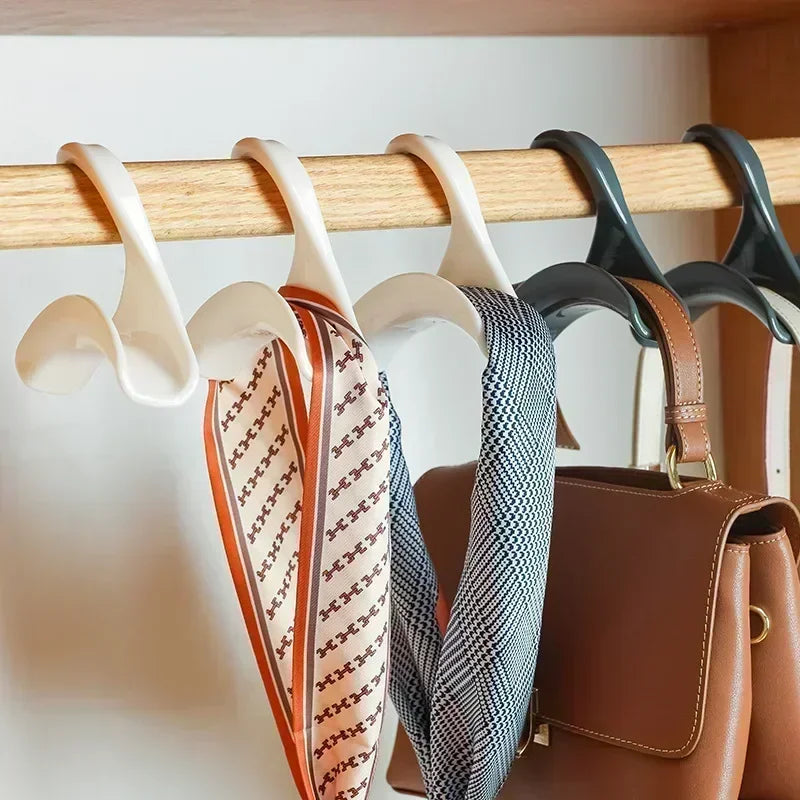Bag hanger
